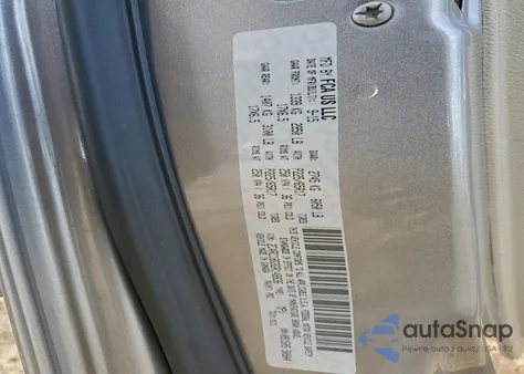 2016 Chrysler Town & Country Touring z USA, uszkodzony, nr VIN 2C4RC1BG3GR148836